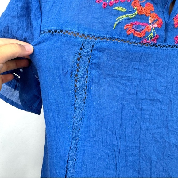 Umgee Women’s Small Gauzy Boho Blue Tunic Top Embroidered Flowers Short Sleeve - Picture 6 of 14